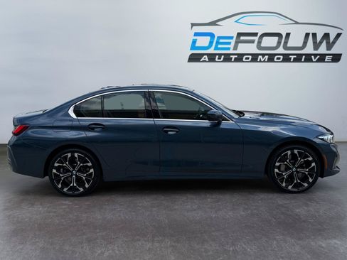 Used 2026 BMW 330i xDrive Sedan w/ Premium Package AWD/4WD image 2