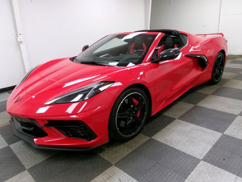 Used 2020 Chevrolet Corvette Stingray Premium Cpe w/ 3LT Preferred Equipment Group RWD image 1