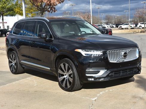 Used 2023 Volvo XC90 B6 Ultimate w/ Protection Package Premier image 3