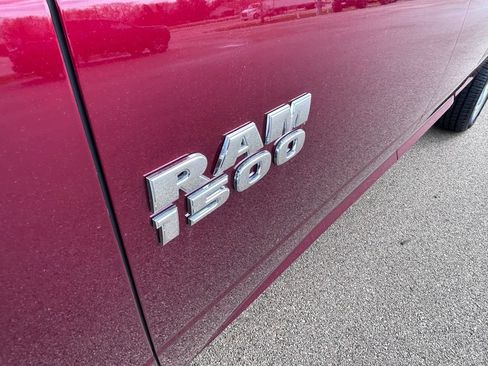 Used 2018 RAM 1500 Express w/ Express Value Package AWD/4WD image 36