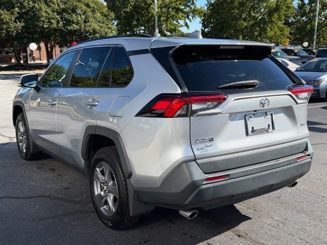 Used 2024 Toyota RAV4 XLE w/ Convenience Package FWD image 6