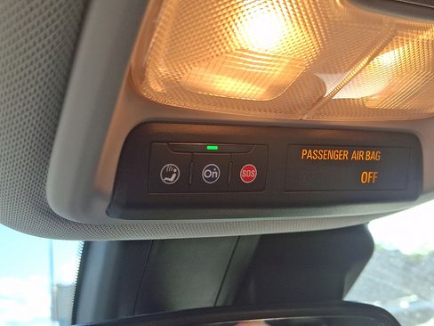Used 2023 Chevrolet TrailBlazer LT w/ Convenience Package AWD/4WD image 25