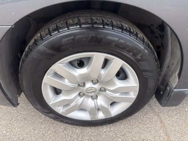 Used 2011 Nissan Altima 2.5 S FWD image 9