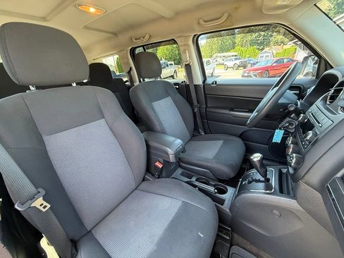 Used 2013 Jeep Patriot Sport w/ PWR Value Group FWD image 17