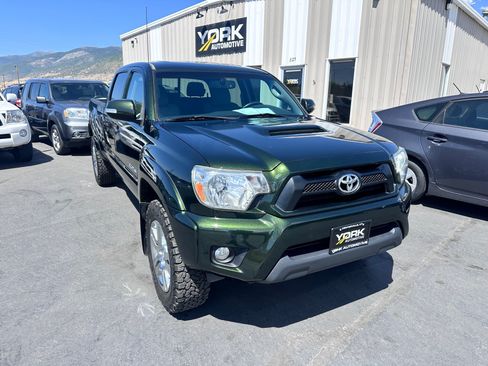 Used 2012 Toyota Tacoma 4x4 Double Cab w/ TRD Sport Upgrade Pkg image 1