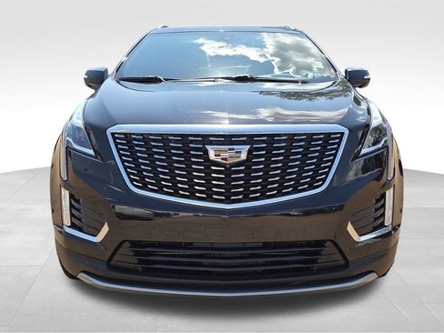Used 2021 Cadillac XT5 Premium Luxury FWD image 3