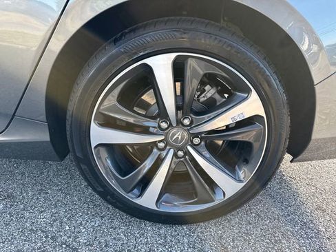 Certified 2025 Acura TLX w/ Technology Package image 11