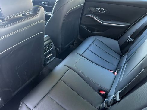 Used 2025 BMW 330i xDrive Sedan w/ Premium Package image 15