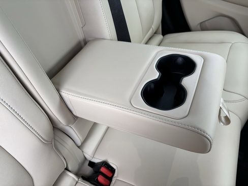 Used 2024 Jeep Grand Cherokee Limited image 31