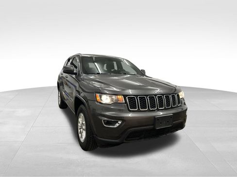 Certified 2020 Jeep Grand Cherokee Laredo image 8