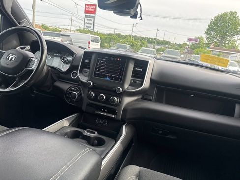 Used 2022 RAM 1500 Big Horn AWD/4WD image 27