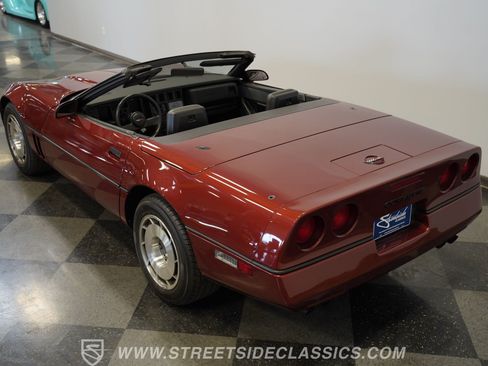 Used 1987 Chevrolet Corvette Convertible RWD image 33
