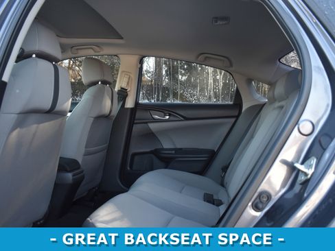 Used 2017 Honda Civic EX image 9