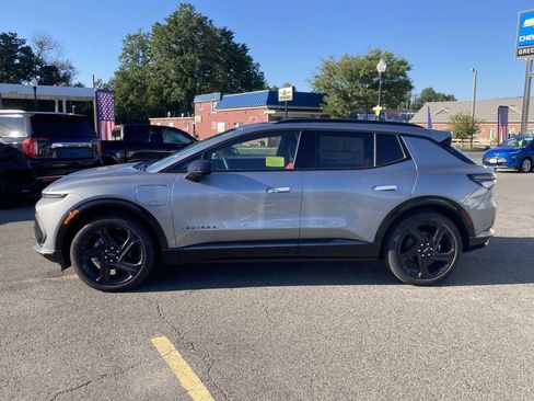 New 2025 Chevrolet Equinox EV RS w/ Convenience Package II image 4