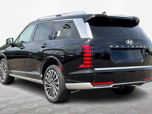 New 2026 Hyundai Palisade Calligraphy FWD image 3