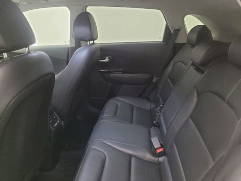 Used 2022 Kia Niro Touring Special Edition image 18