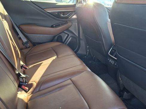Used 2022 Subaru Outback Touring AWD/4WD image 22