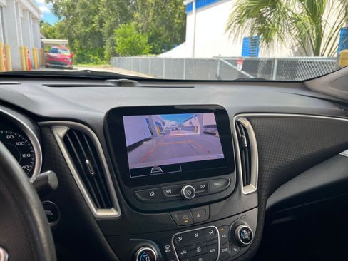 Used 2024 Chevrolet Malibu LT image 17