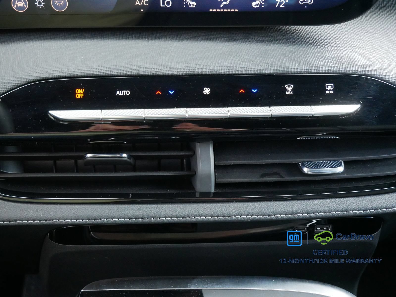 Certified 2026 Buick Enclave Sport Touring AWD/4WD image 21