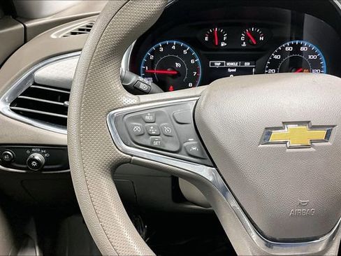 Used 2020 Chevrolet Malibu LT FWD image 10