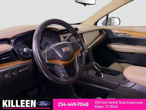 Used 2019 Cadillac XT5 Platinum image 10