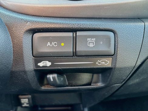 Used 2013 Honda Fit image 31