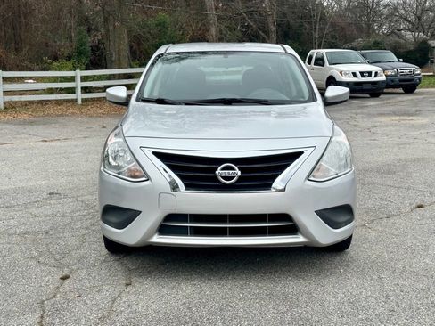 Used 2017 Nissan Versa S Plus FWD image 2