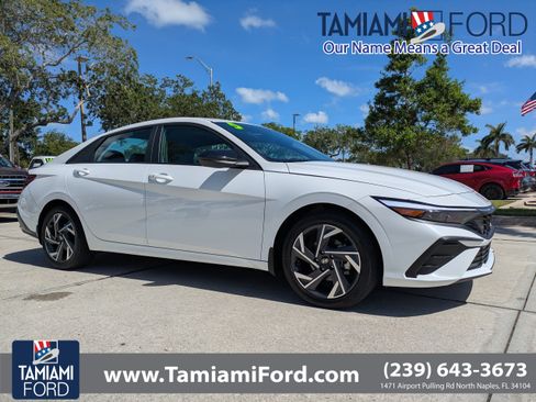 Used 2025 Hyundai Elantra Sport FWD image 1