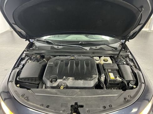 Certified 2019 Chevrolet Impala LS FWD image 29