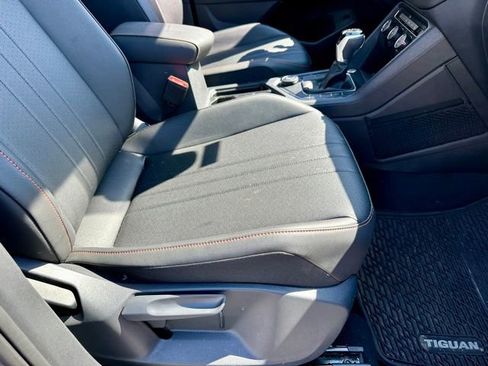 Used 2024 Volkswagen Tiguan Wolfsburg Edition w/ Panoramic Sunroof Package AWD/4WD image 24