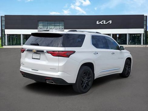 Used 2023 Chevrolet Traverse Premier image 4