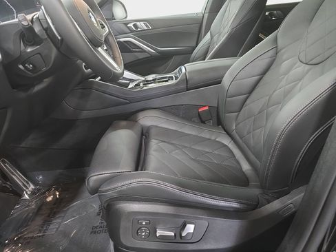 Certified 2025 BMW X6 xDrive40i w/ Premium Package AWD/4WD image 21