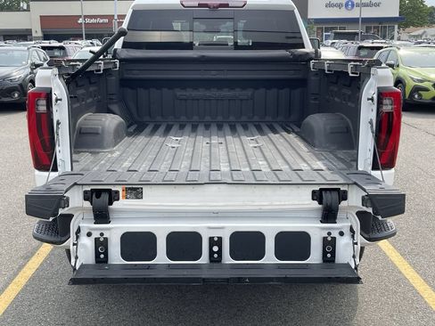 Used 2024 GMC Sierra 2500 Denali w/ Technology Package AWD/4WD image 51