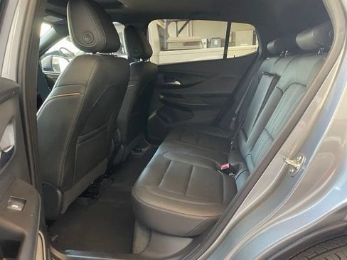 Used 2025 Buick Envista Avenir FWD image 17