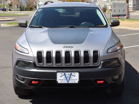 Used 2016 Jeep Cherokee Trailhawk w/ Cold Weather Group image 12