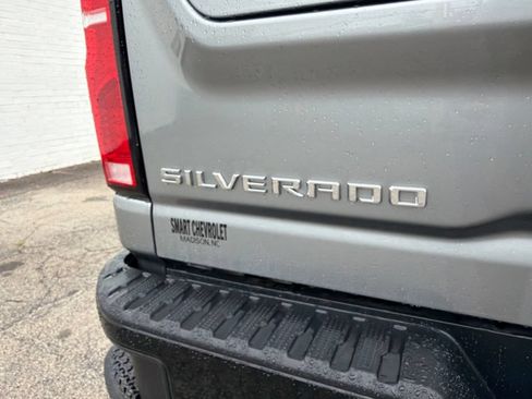 Used 2026 Chevrolet Silverado 2500 ZR2 AWD/4WD image 19