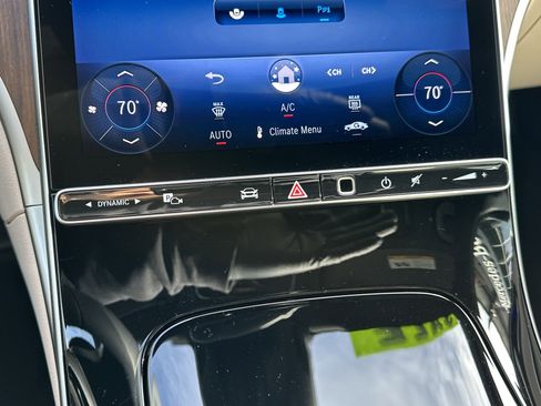 Certified 2025 Mercedes-Benz C 300 4MATIC Sedan image 23