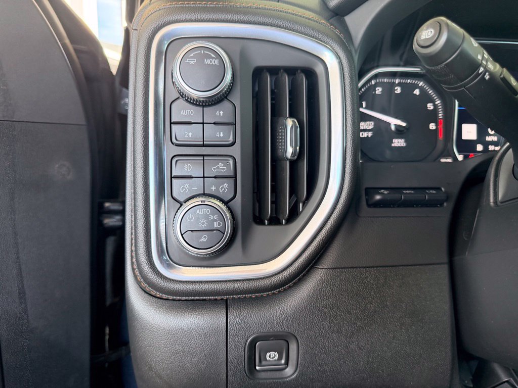Used 2021 GMC Sierra 1500 AT4 w/ AT4 Premium Package AWD/4WD image 21