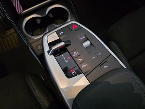 New 2026 BMW X2 xDrive28i w/ Technology Package image 15