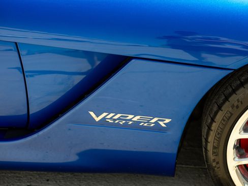 Used 2006 Dodge Viper SRT-10 RWD image 36