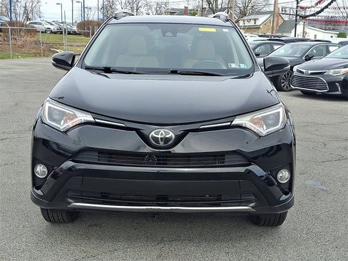 Used 2018 Toyota RAV4 XLE image 2