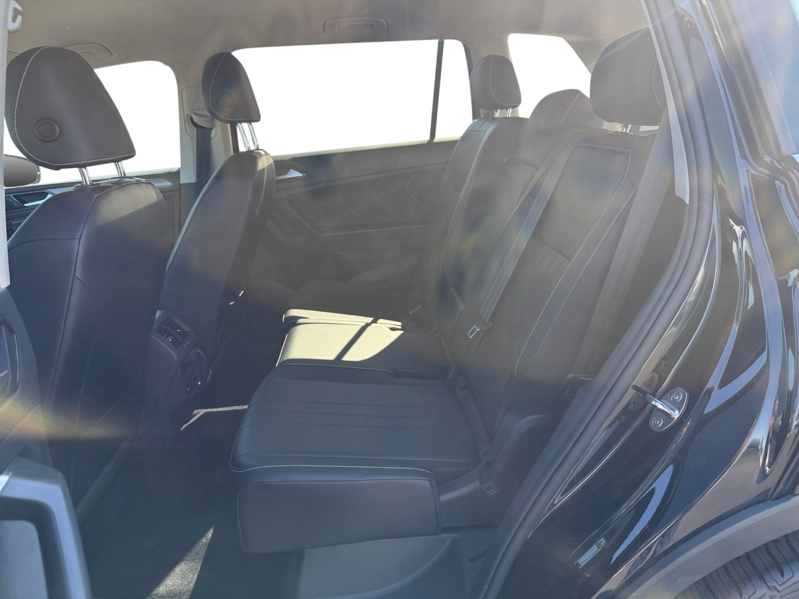 Certified 2022 Volkswagen Tiguan SE FWD image 16
