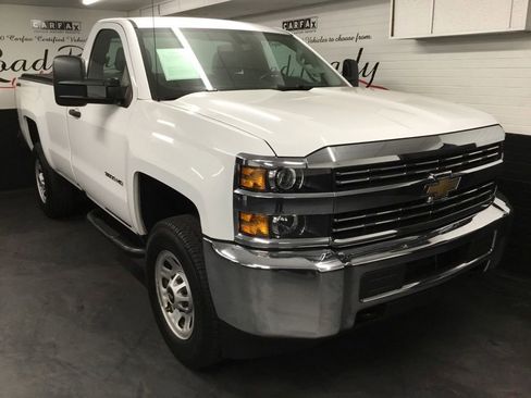 Used 2018 Chevrolet Silverado 3500 W/T w/ Snow Plow Prep Package AWD/4WD image 2