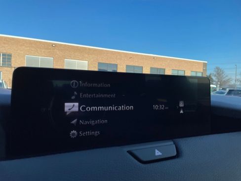 Used 2025 MAZDA CX-90 3.3 Turbo w/ Preferred Package image 22