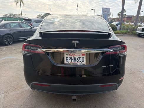 Used 2020 Tesla Model X Long Range image 5