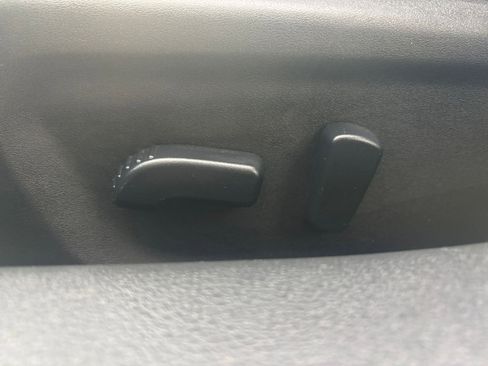 Used 2025 Nissan Altima 2.5 SV FWD image 22