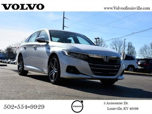 Used 2022 Honda Accord Touring image 1