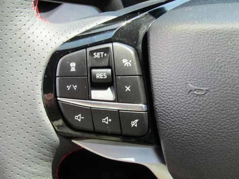 Used 2026 Ford Explorer ST-Line w/ ST-Line Street Pack AWD/4WD image 24