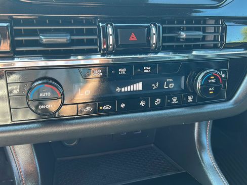 Used 2024 Nissan Pathfinder Rock Creek AWD/4WD image 13