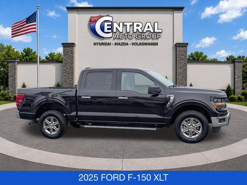 Used 2025 Ford F150 XLT w/ Equipment Group 301A Standard AWD/4WD image 9